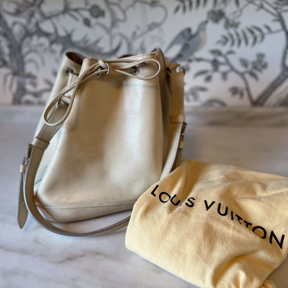 Vintage Louis Vuitton Ivory Epi Petite Noe